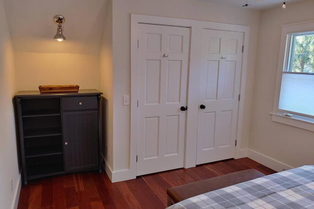 Carriage House 2 Bdrm At Camellia Cottages In Historic Summerville, Sc Exterior foto